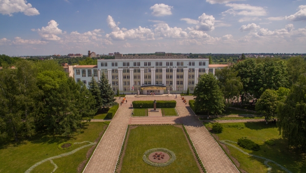 Про університет