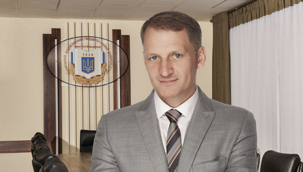 Юрій ЛЯННОЙ: «Наших випускників високо цінують на ринку освітніх послуг»