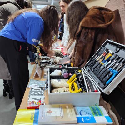 Img 2f03bd7d2f49d4e030abac42463123ad V